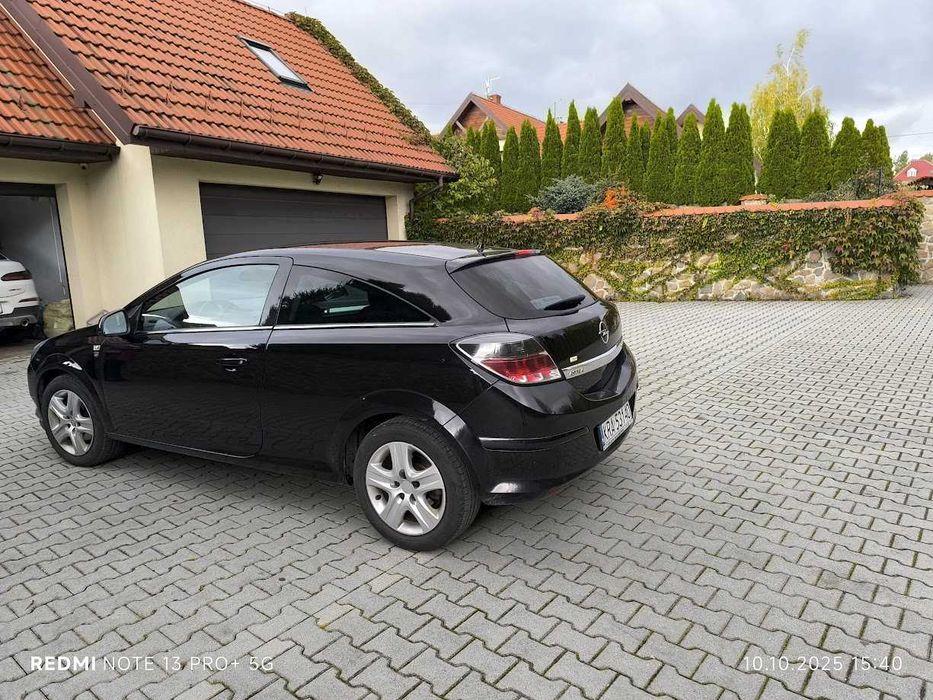 Opel ASTRA III GTC 1.6 Enjoy Hatchback