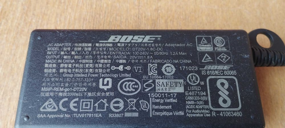 Блок живлення 20v 1.8adc Bose Soundbar Solo оригінальний
