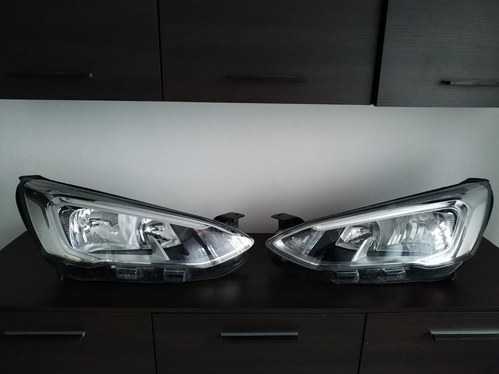 FORD FOCUS MK4 18- lampa lewa prawa komplet