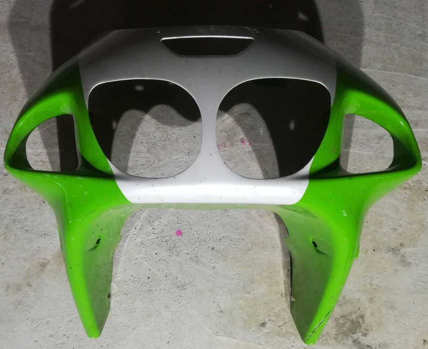 Kawasaki zx7r czacha, owiewki, siedzenia, wloty powietrza i inne