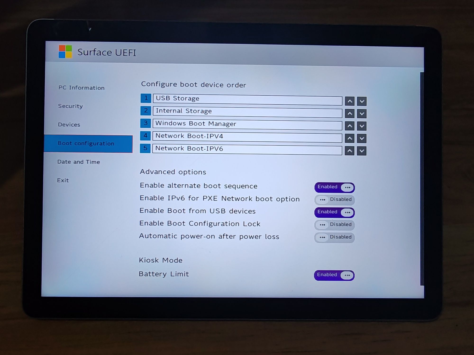 Microsoft Surface Go 2 4/64GB win 11 pro