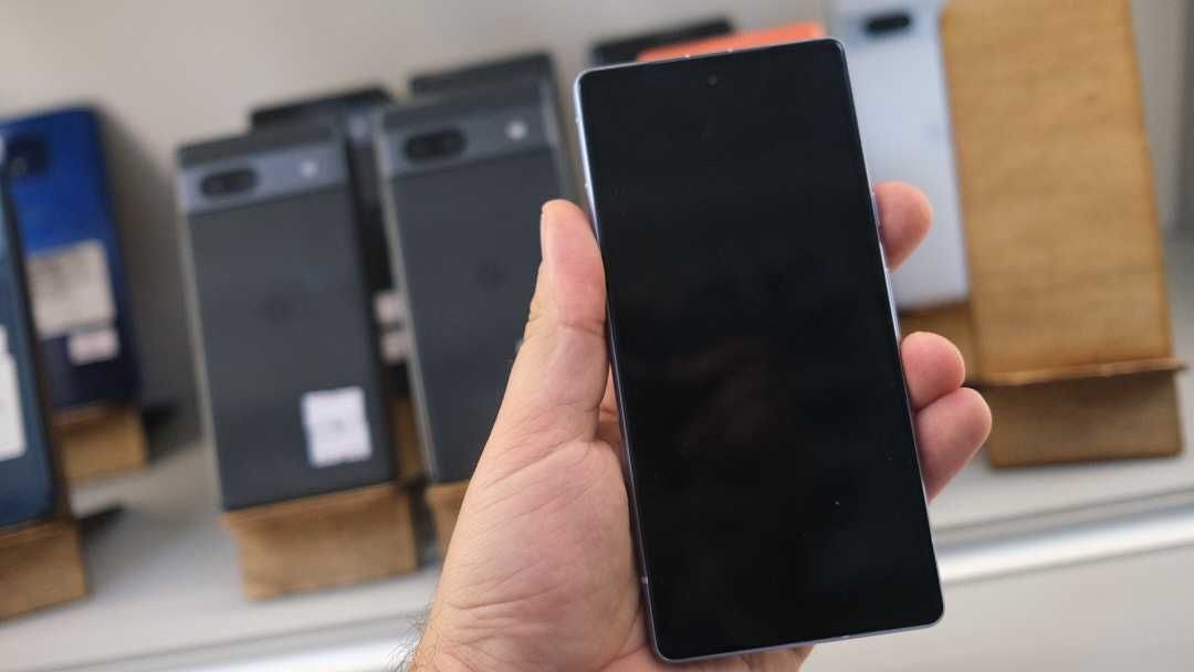 Google Pixel 7a 8/128GB Neverlock Асортимент