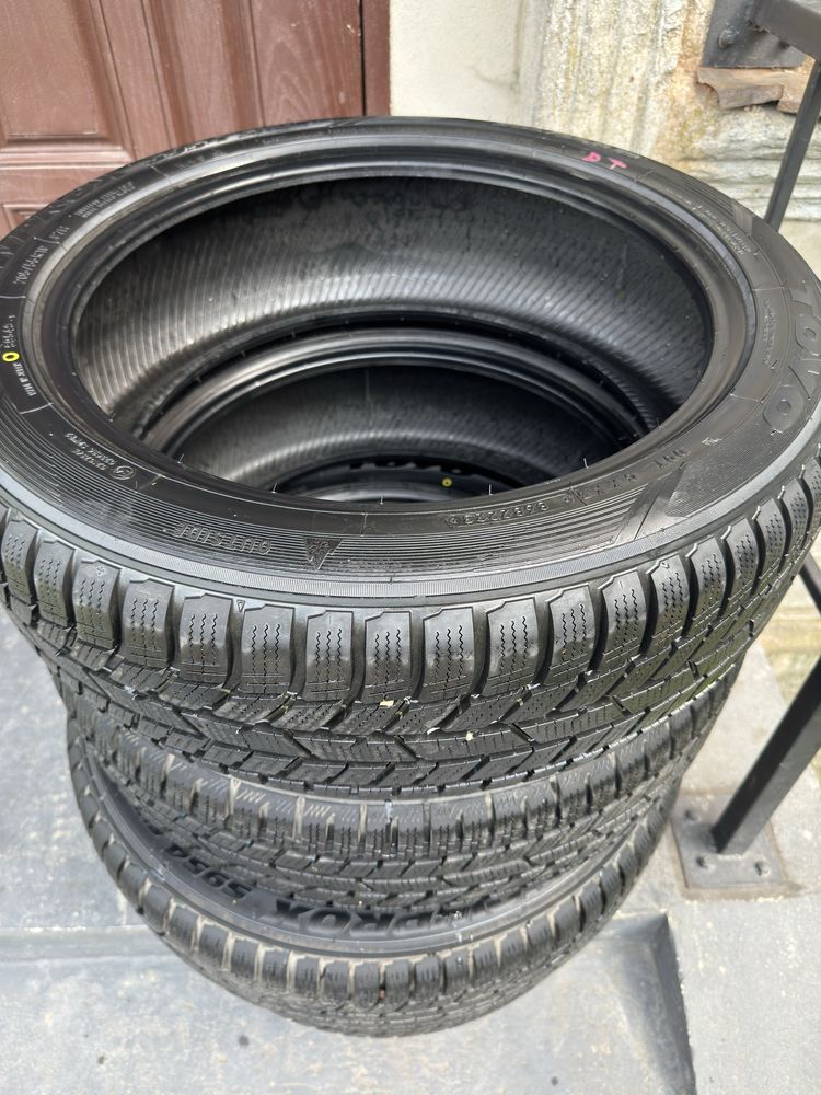Opony zimowe Toyo Snowprox 205/55/R19 97H – jak nowe, po 1 sezonie!