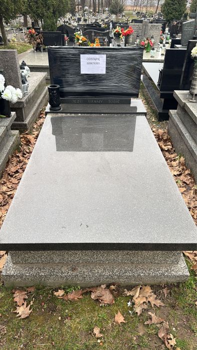 Grób Cmentarz Grębałów 4 miejsca