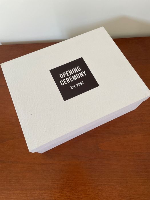 Sapatos Opening Ceremony