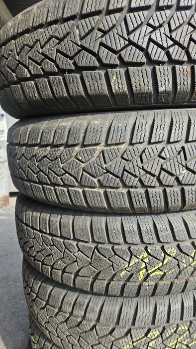 Opony zimowe 165.70.14 uniroyal