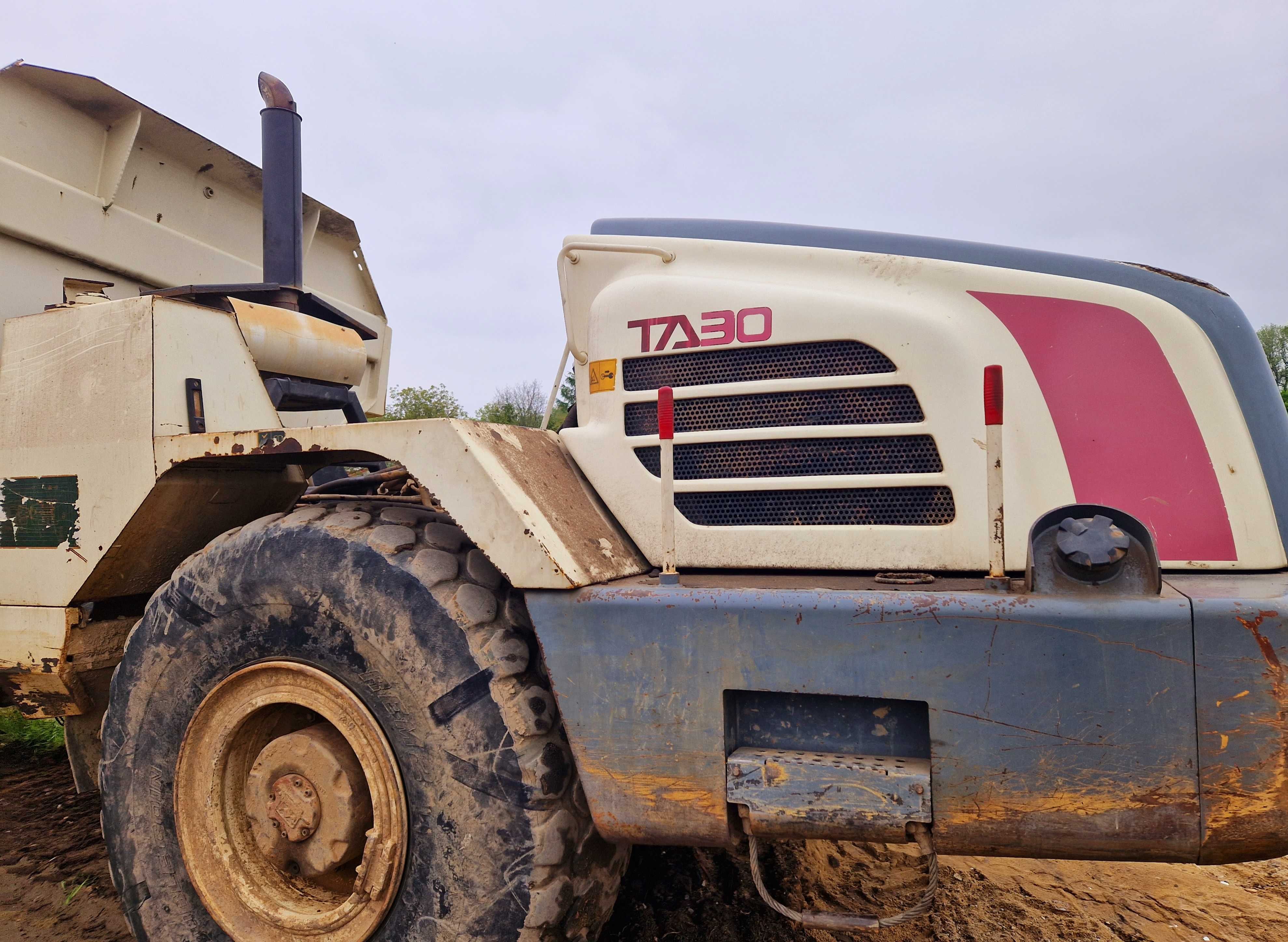 wozidło terex TA30 TA 35 TA 25 siłownik  kipra wywrotu