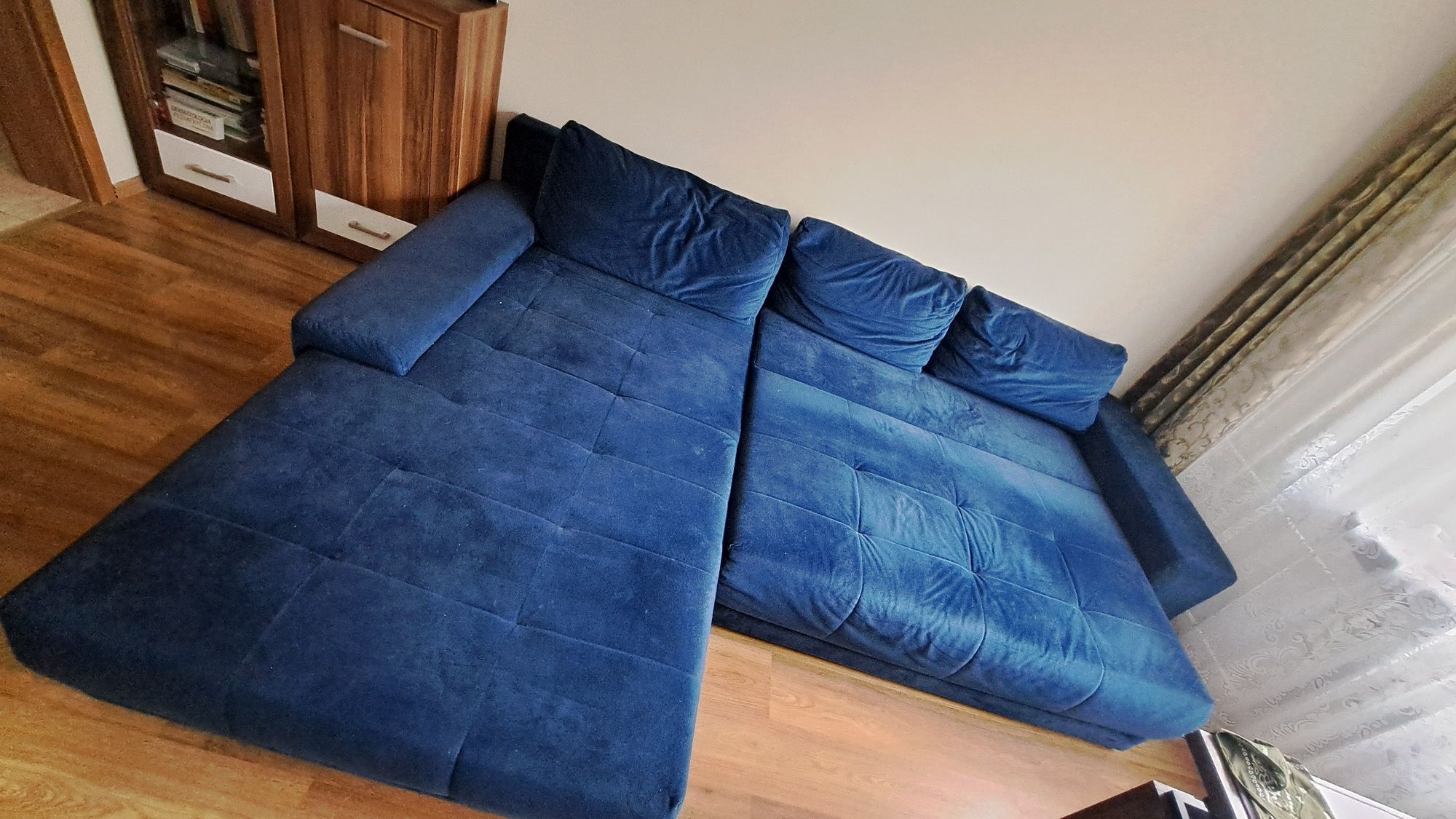Narożnik azzurro z funkcją spania