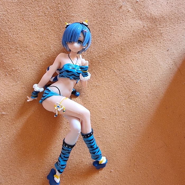 Продам фігурку аніме, без дефектів