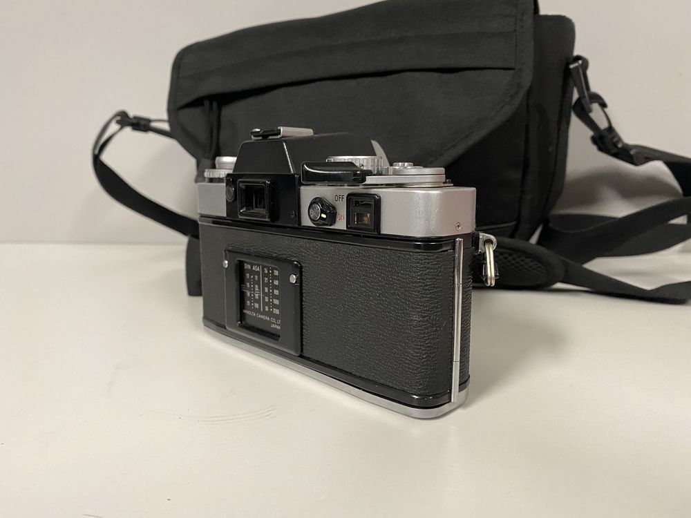 Minolta XE-1 55mm f1.7 Rokkor - aparat analogowy, idealny stan