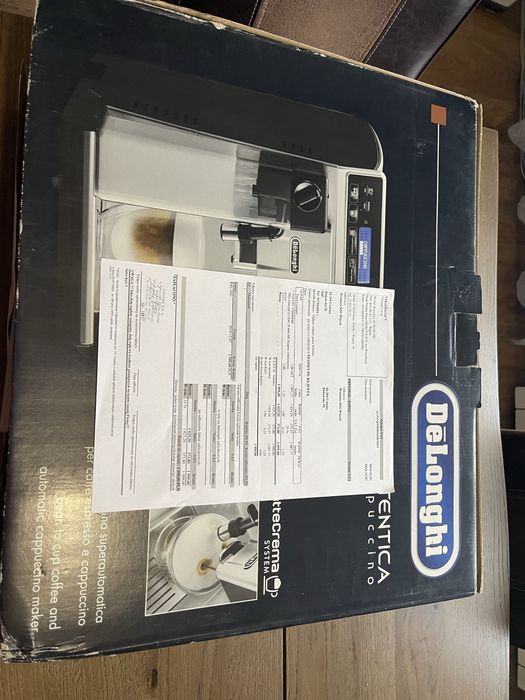 Ekspres ciśnieniowy do kawy Delonghi Autentica cappucino  ETAM29.66X