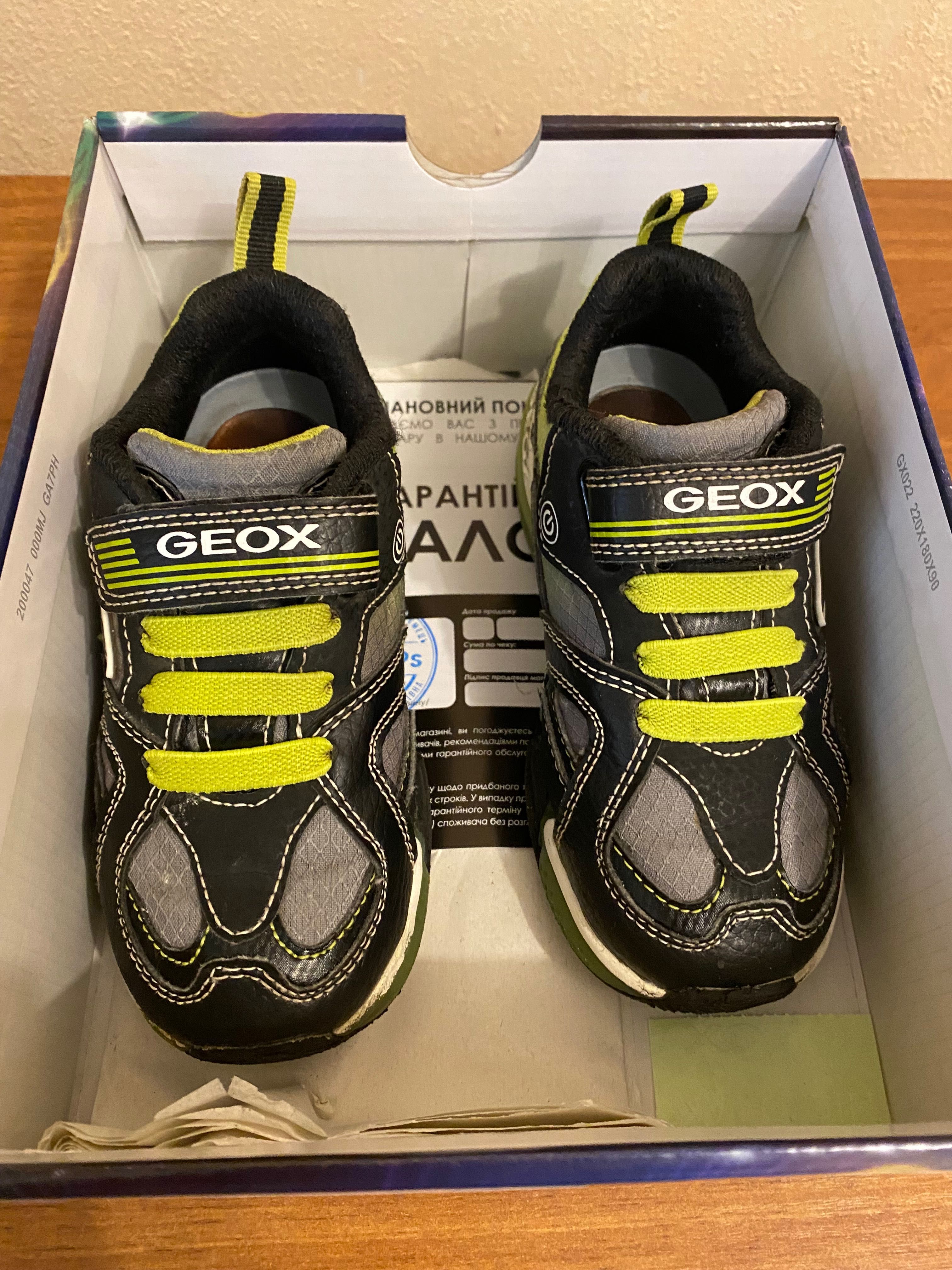 Кросівки Geox 25р.