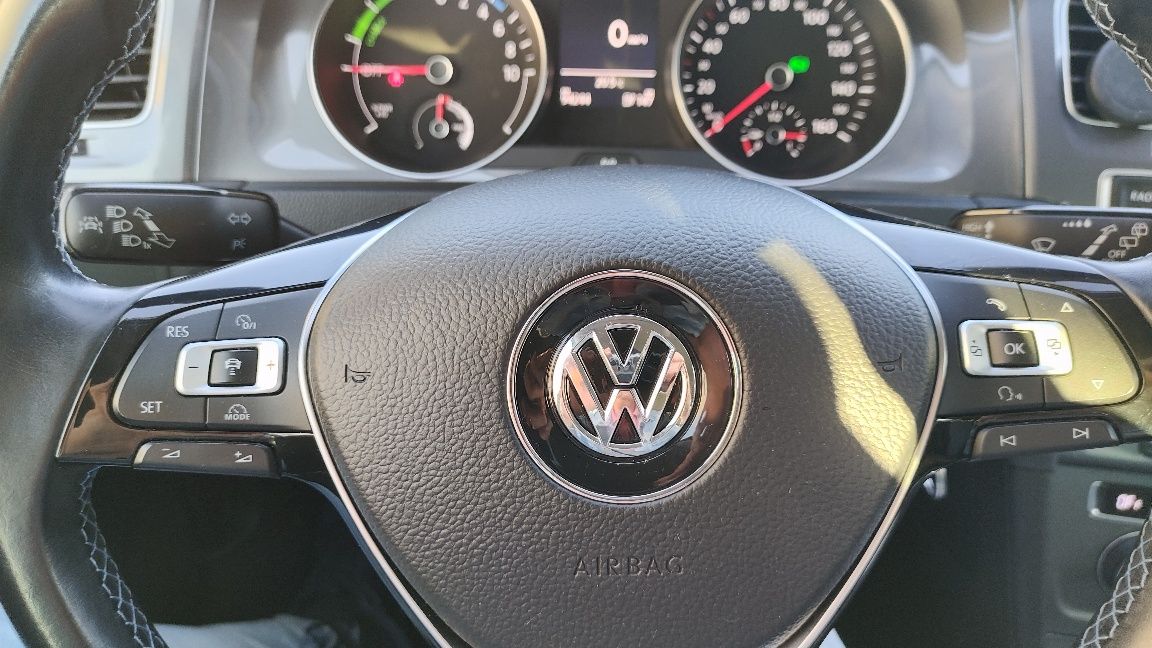 Volkswagen e Golf