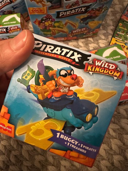 Piratix wild kingdom buggy 1 szt pojazd + figurka unikatowe zestawy