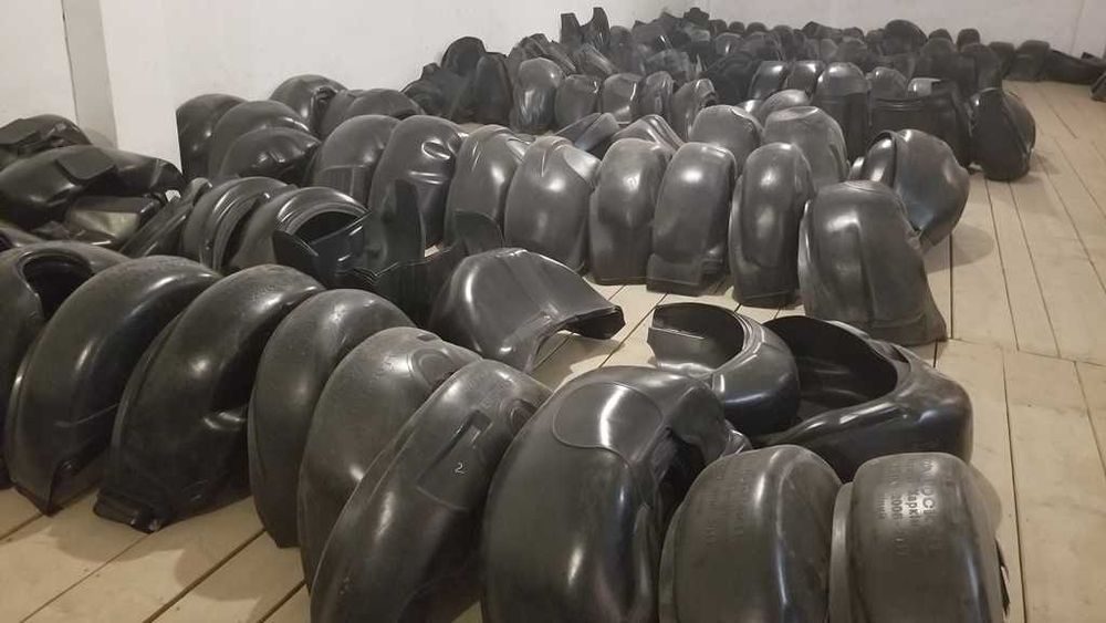 Підкрильники VW T4 Кадді  Scudo Sprinter Форд Шкода Берлінго Віто ВАЗ!