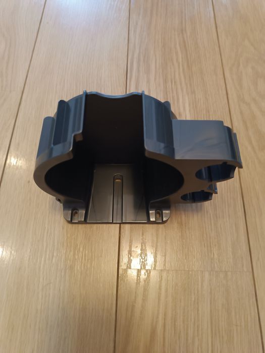 _._ Odkurzacz pionowy Laresar X11 - uchwyt, mocowanie