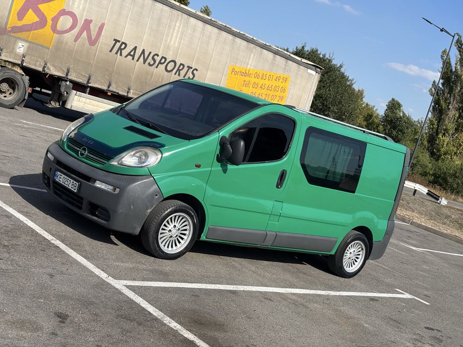 Opel vivaro після кап ремонту двигуна грузовий