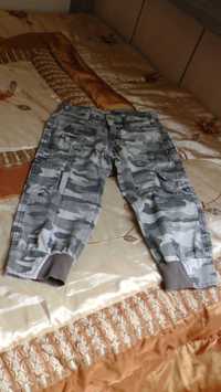 Super bajeranckie spodnie Detroit by Lindex rozm 140 khaki/moro