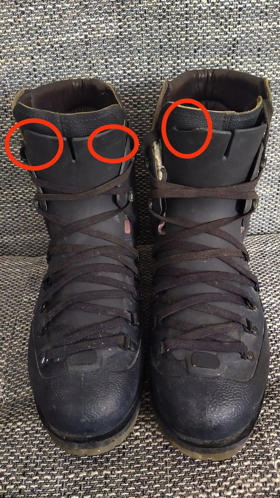 Альпіністські черевики (пластикові) з двома рантами Raichle 43 розмір.