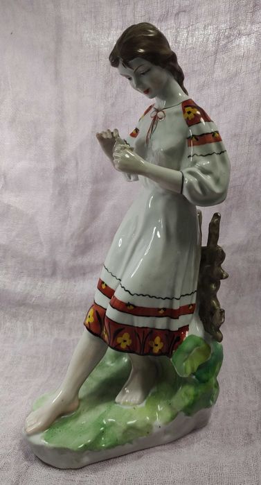 Статуэтки фарфоровые (СССР)