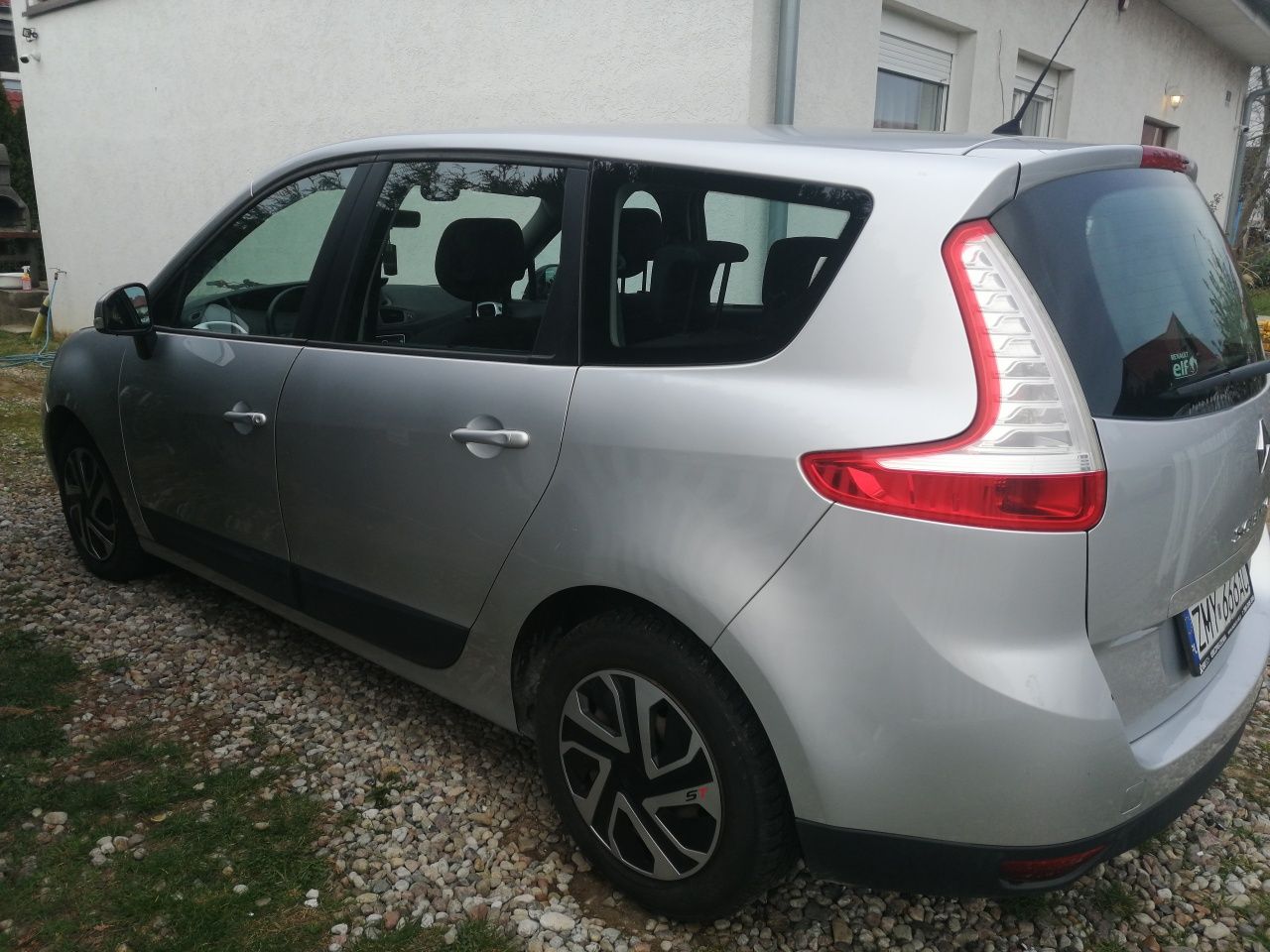 Renault grand scenic 5 osobowy