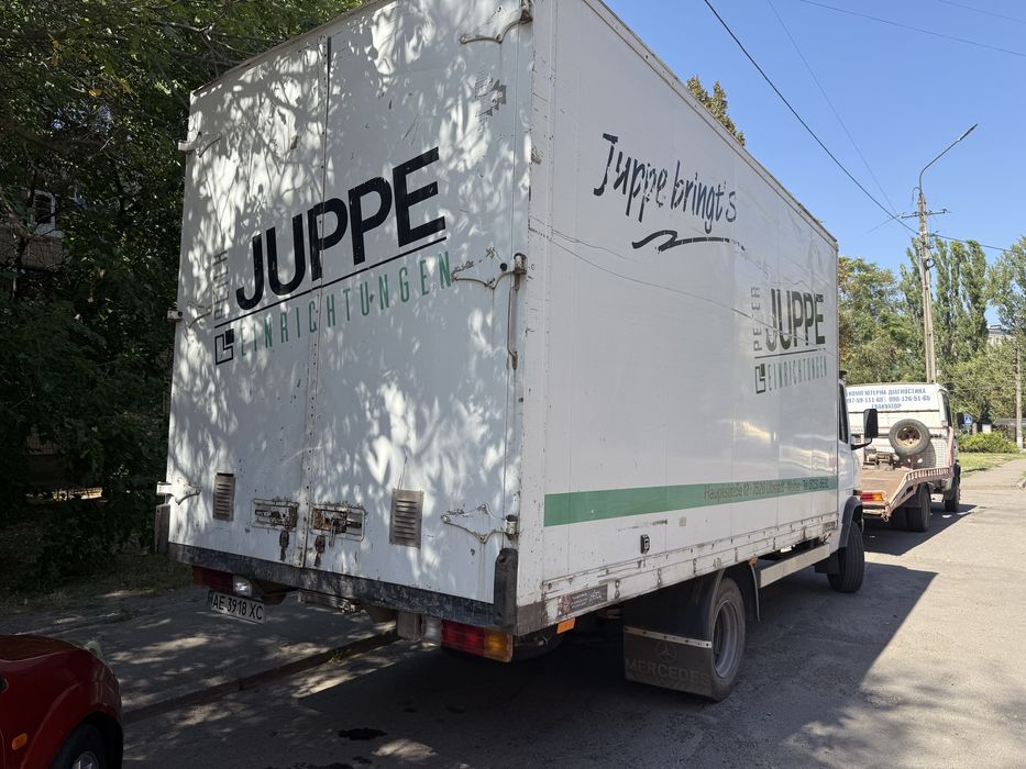 Продам мерседес 811D