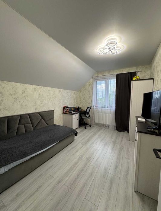 Современный 2-х этажный дом в Усатово, с евроремонтом!