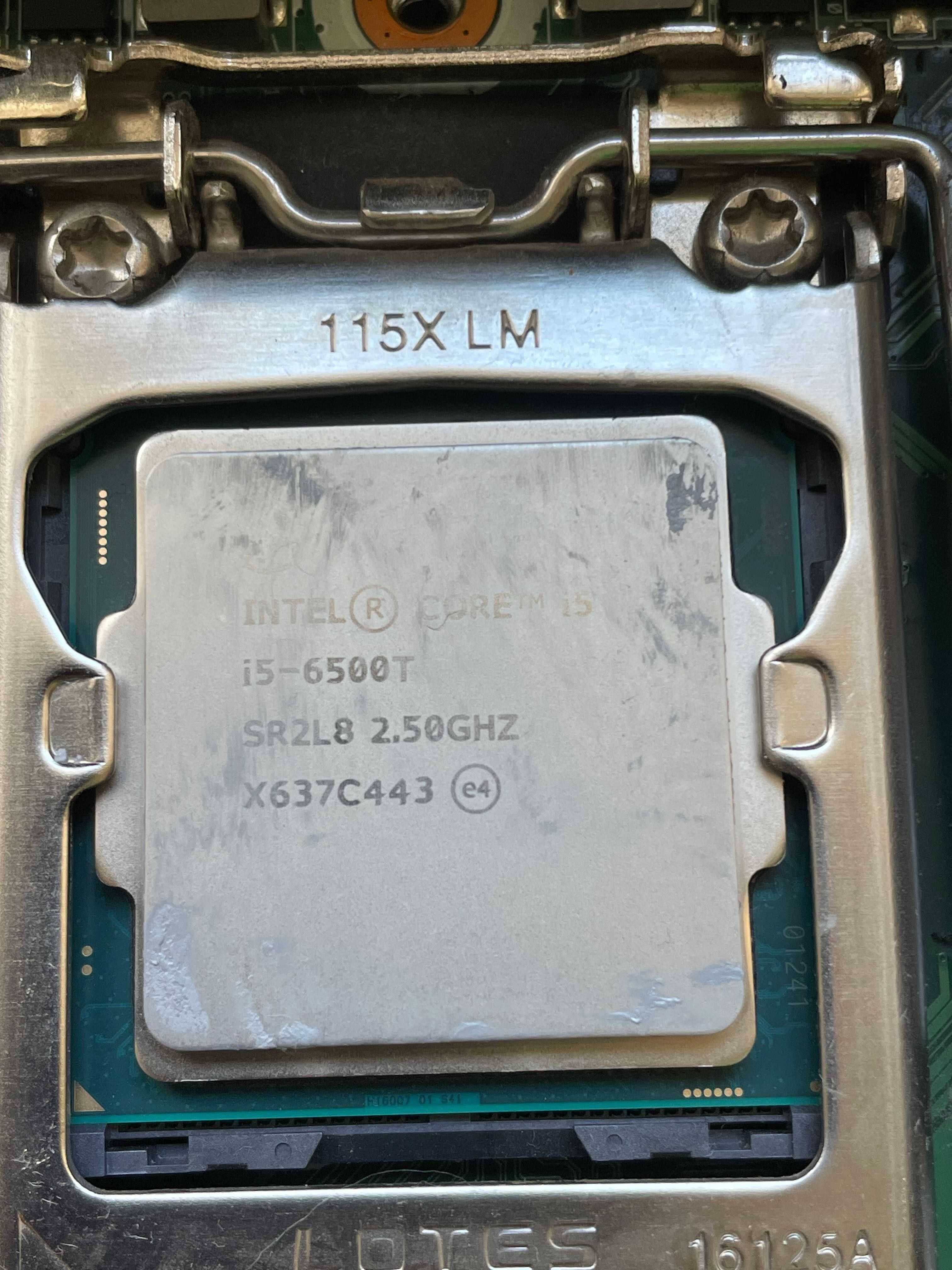 CPU i56500 + 16 GB DDR4 + 256 disco SSD