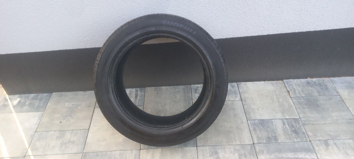 Opona SUNFULL r17/235/45 2023r