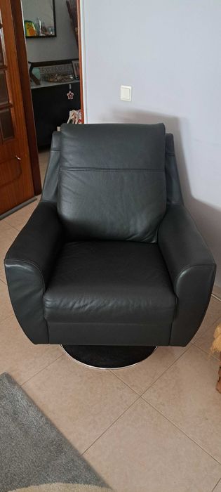 Poltrona sofá Cadeirão para sala Karen Lourini