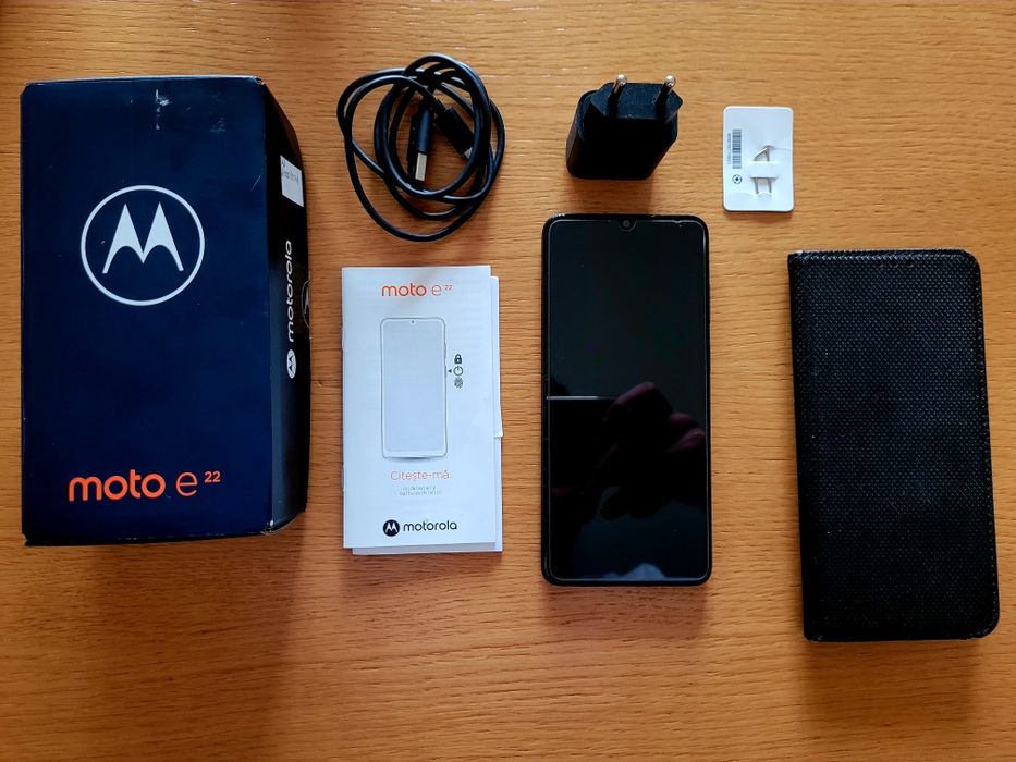 Motorola Moto E22 4/64GB | Stan jak nowy + etui + szkło