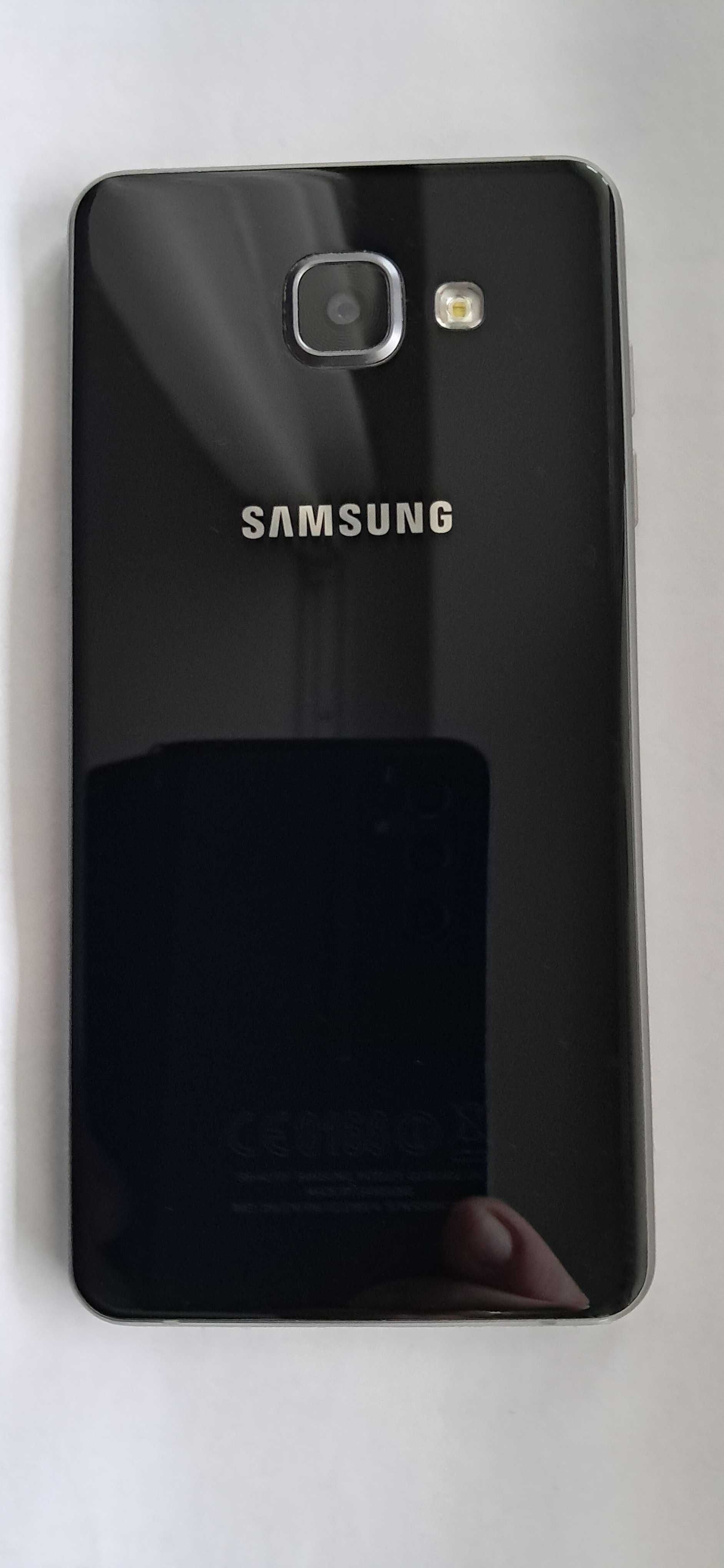 Bez skazy Smartfon Samsung Galaxy A5 jak nowy