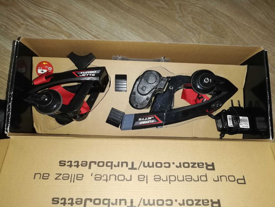 Patins elétricos para sapatilhas
Turbo Jetts