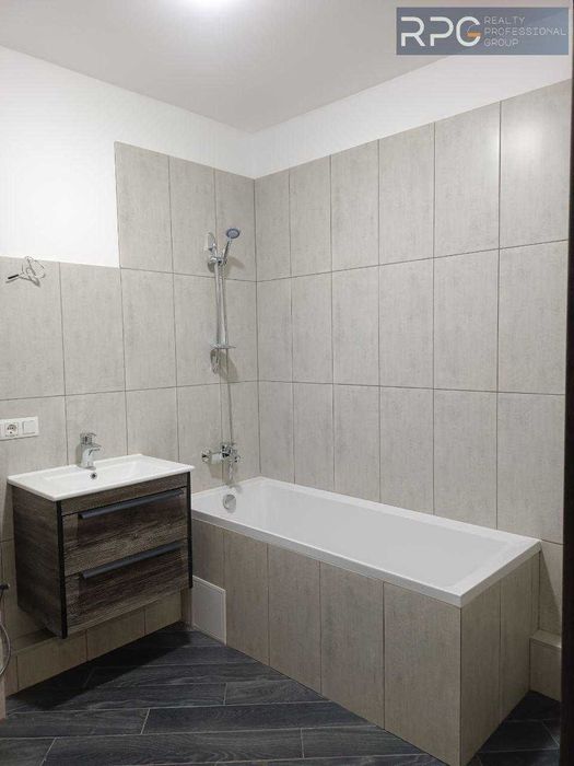 Продаж 1-к квартири в ЖК Русанівська Гавань 62 кв.м з ремонтом