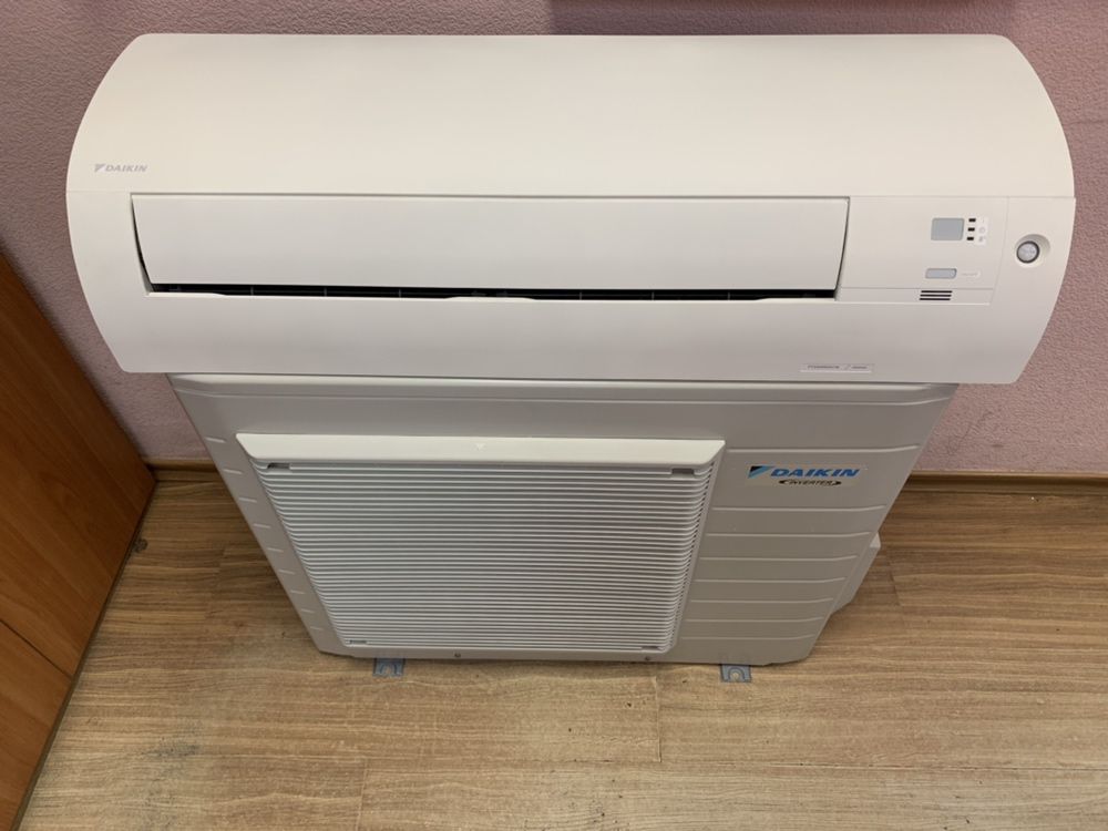 Кондиционер инверторный БУ Daikin Shira FTXS50K2V1B Тепловой насос JP