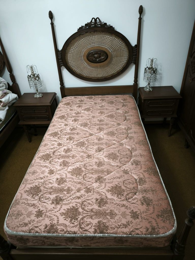Conjunto Quarto Estilo Antigo