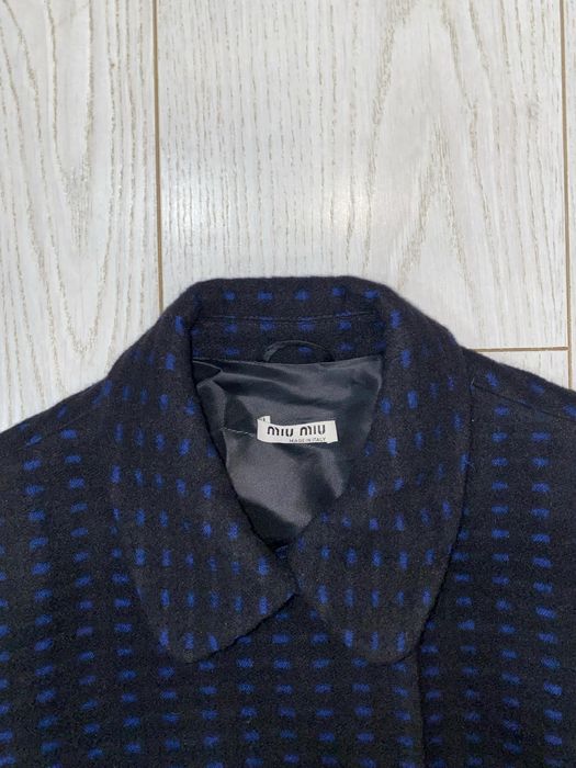 жіночий дизайнерський піджак Miu Miu Made In Italy
size XS оригінал