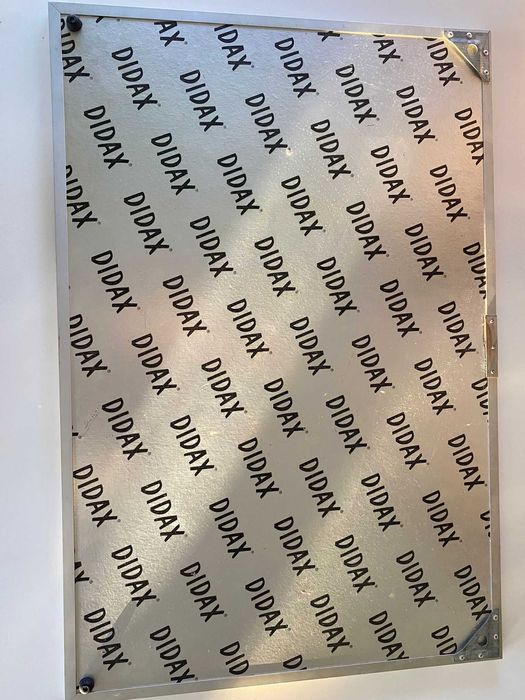 Quadro branco de trabalho