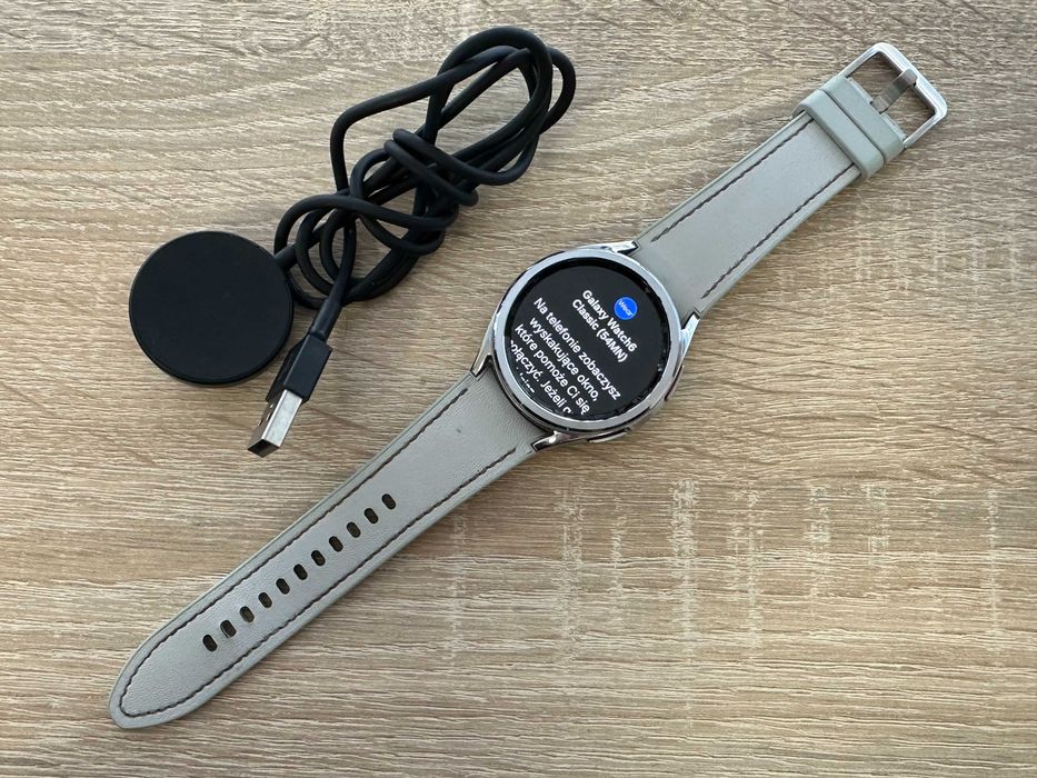 Smartwatch Samsung Galaxy Watch 6 Classic 43 mm LTE Szary Stan BDB