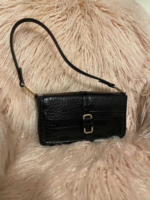 Carteira Média Mango