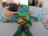 Tartaruga ninja marioneta em peluche
