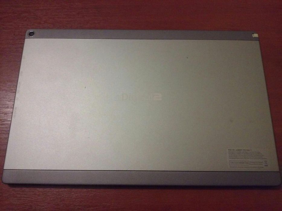 digital2 d2-1015w, 10", 4 ядра до 1.83GHz, 1Gb ОЗУ, 32Gb HDMI, USB