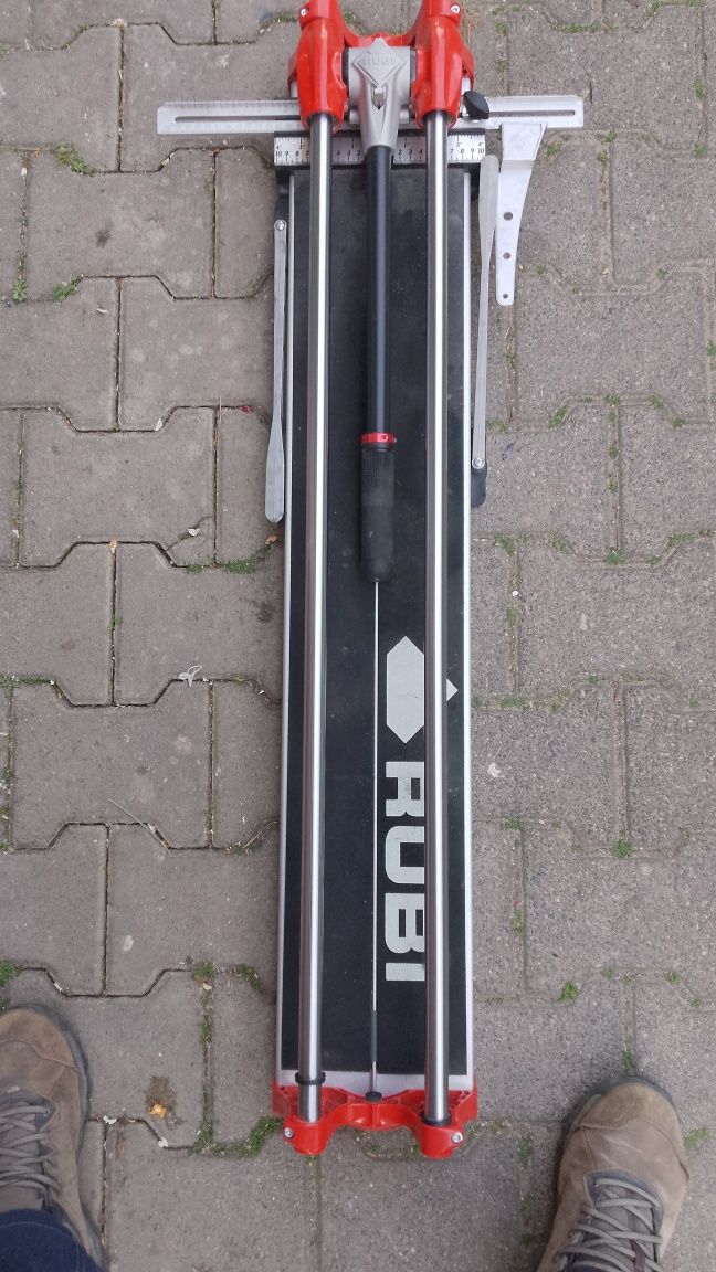 Sprzedam przecinarke do płytek 85cm
