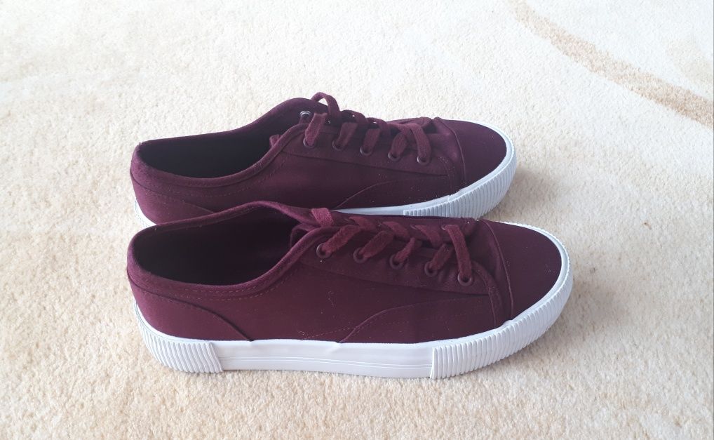 Fioletowe trampki sneakersy H&M Divided na platformie rozmiar 39