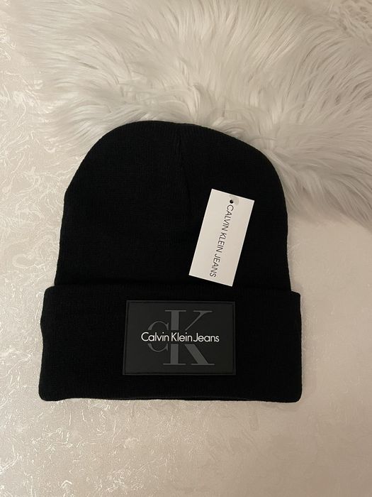 Шапка Calvin Klein