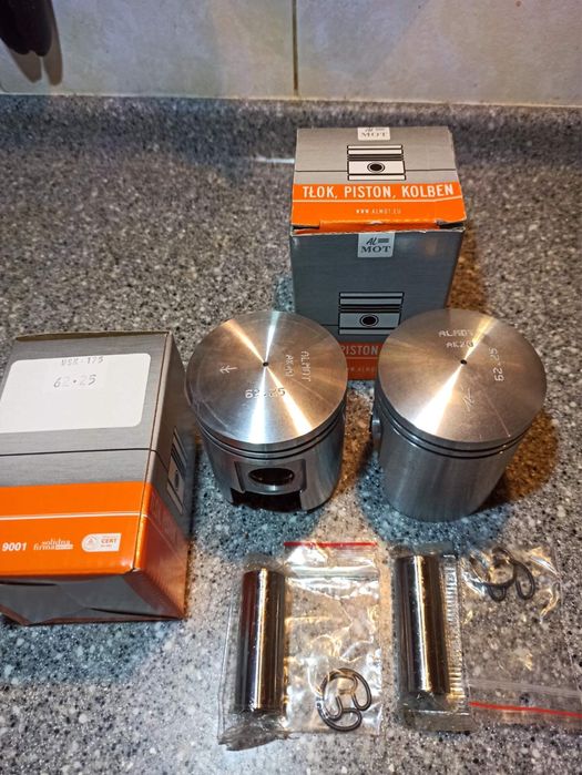 Поршні ALMOT WSK 175 AK20 62.25