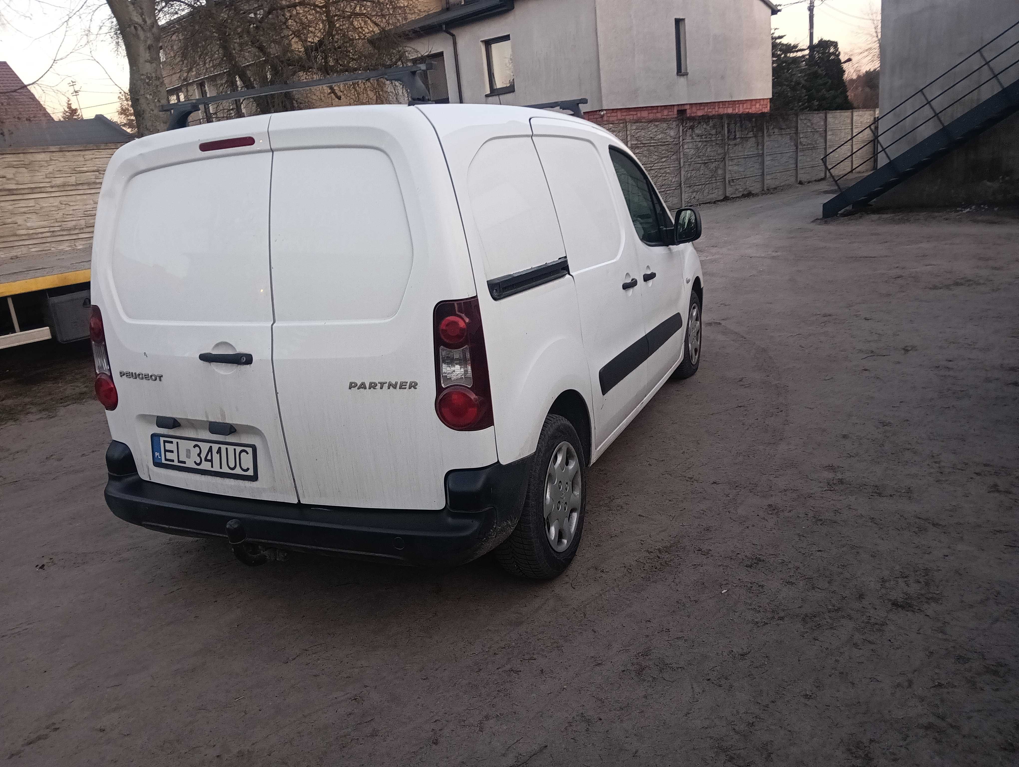 Peugeot Partner od 99 zł/5h wypożyczalnia busów samochodów dostawczych