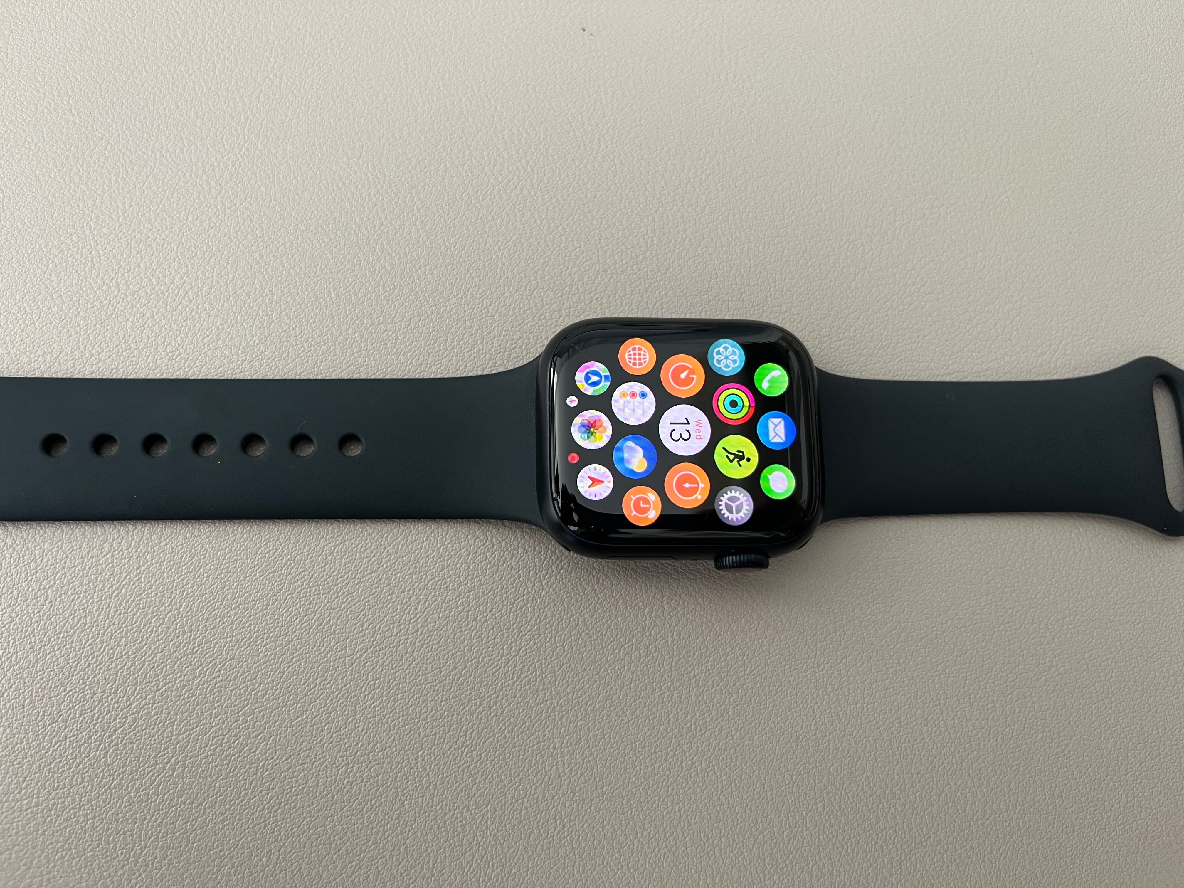 Apple Watch Series 9 GPS + Cellular