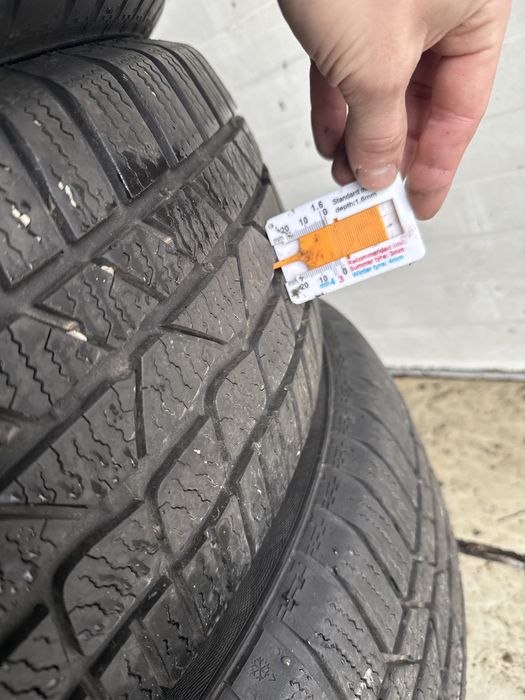 Komplet opon 215/60-17 Continental ContiWinterContact 17 cal ZIMA