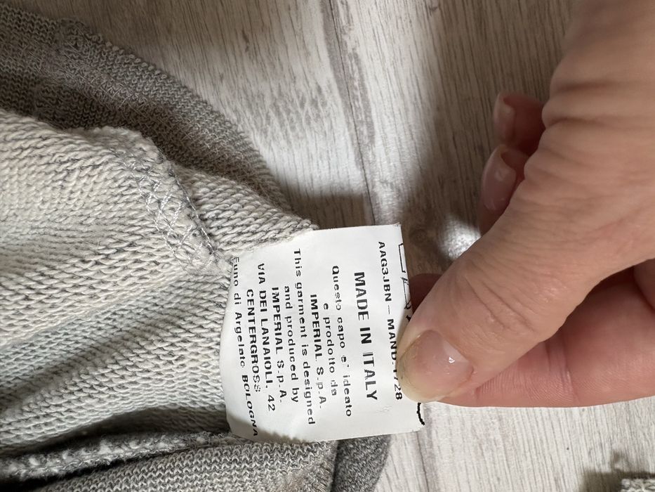 Светр  Італія дуже красивий